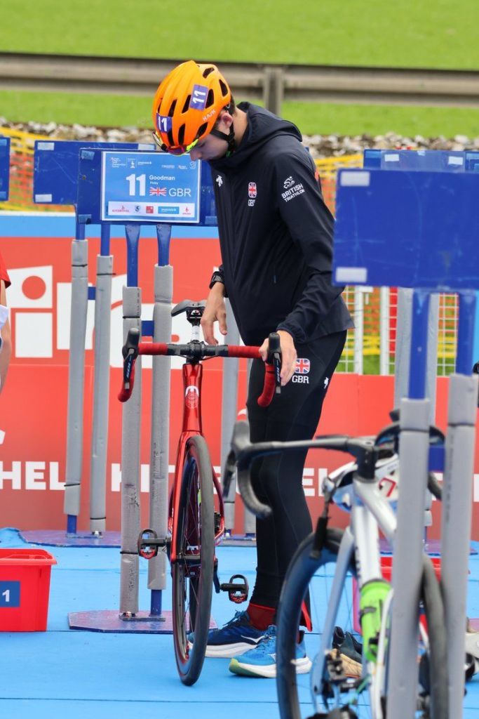 4f7a40458705939583132565958